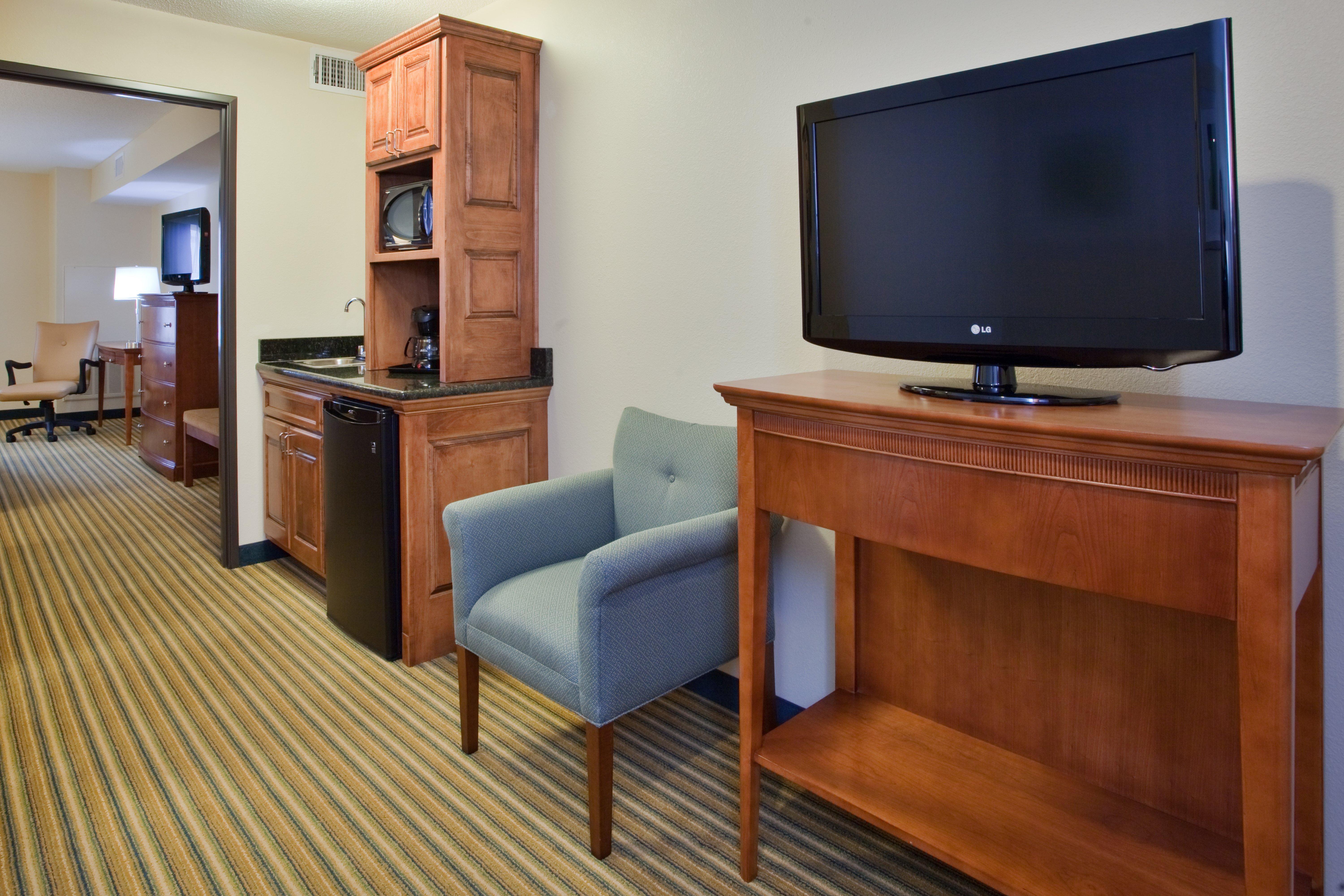 Holiday Inn Express Hotel & Suites Fredericksburg By Ihg Exteriör bild