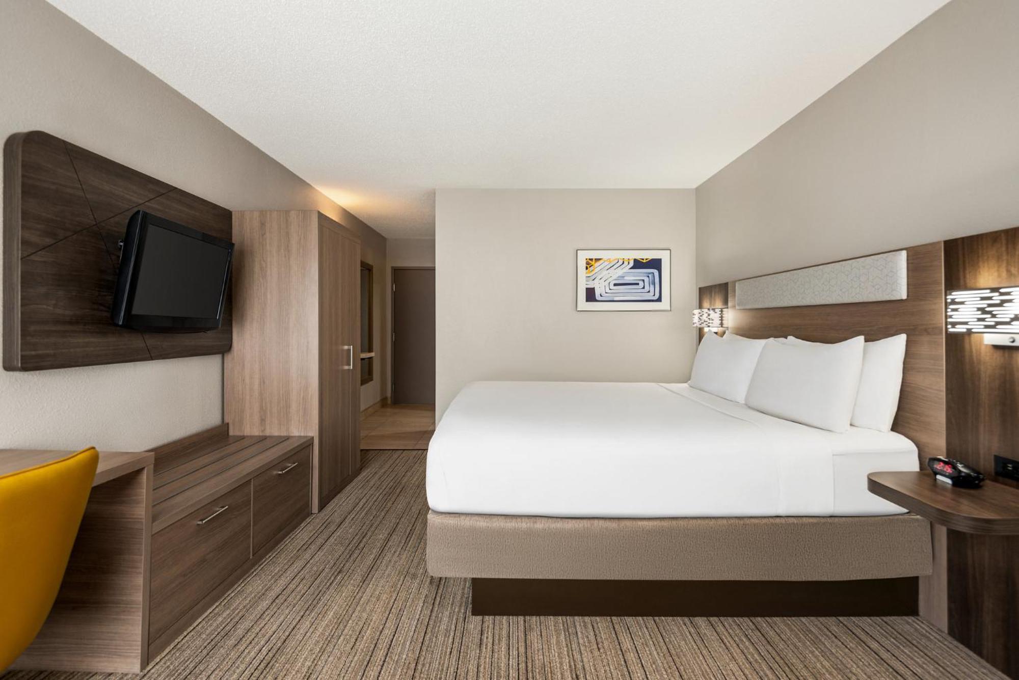 Holiday Inn Express Hotel & Suites Fredericksburg By Ihg Exteriör bild